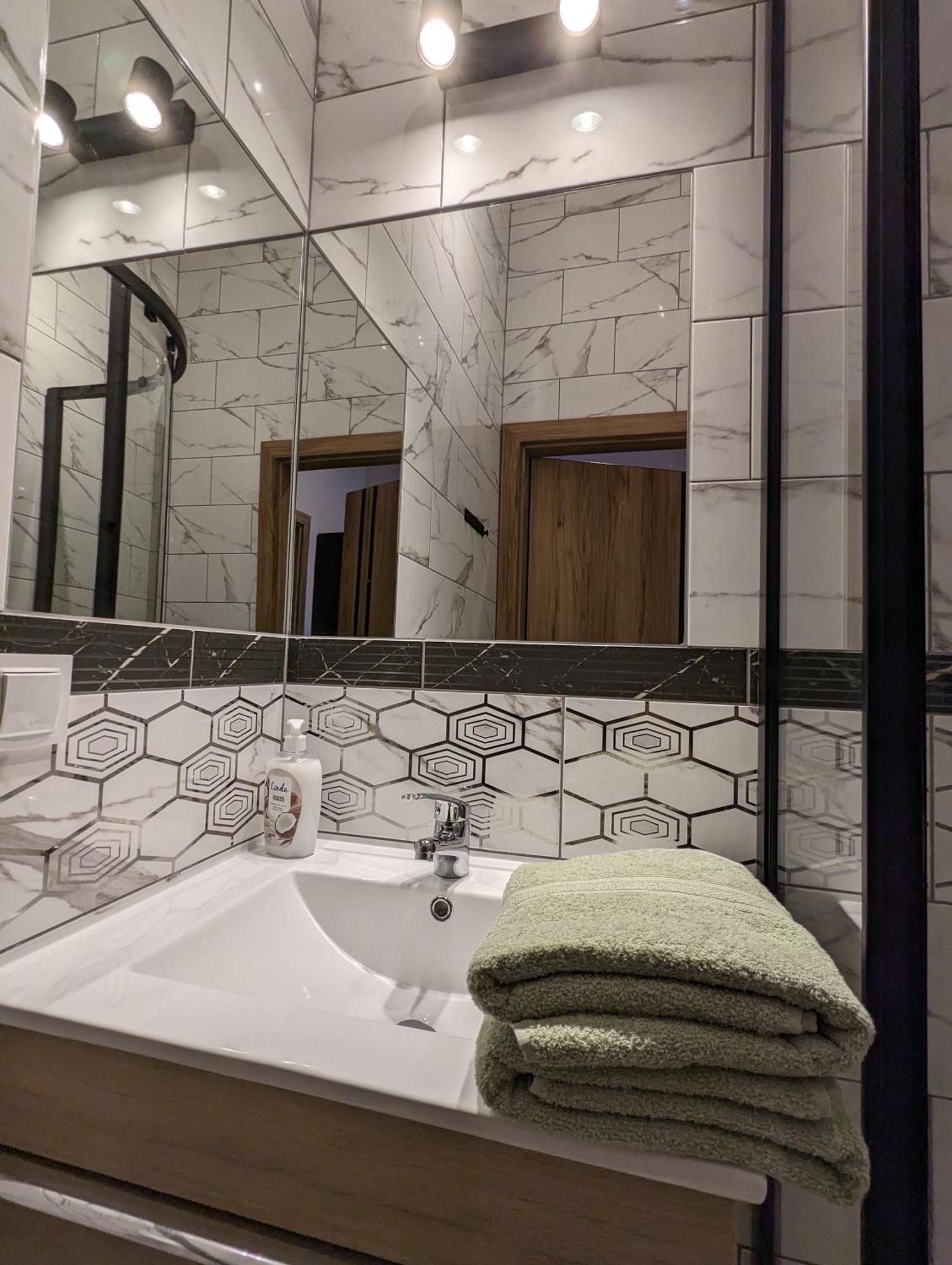 Apartment A1 In Downtown Of Красков Екстериор снимка